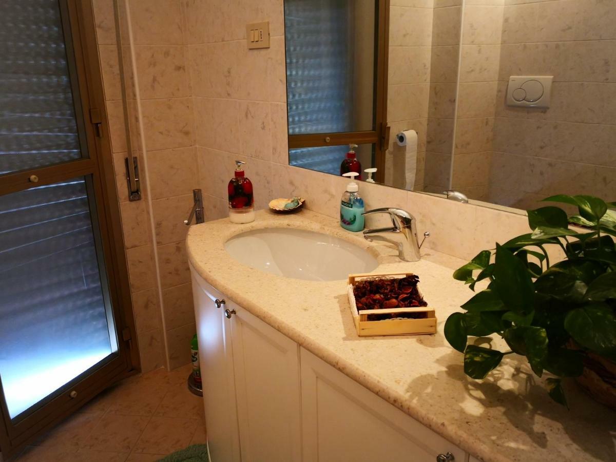 B&B Da Thais Un Piacevole Relax Trieste Eksteriør bilde